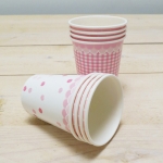 Vasos de cartn, lunares/cuadritos rosas