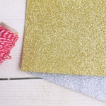 Bastelkarton Glitter selbstklebend 30 x 30 cm, Gold